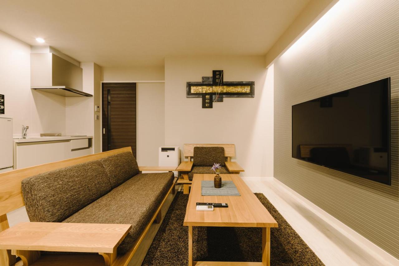 Апарт отель Grand Base Karatsu Ekiminami Экстерьер фото